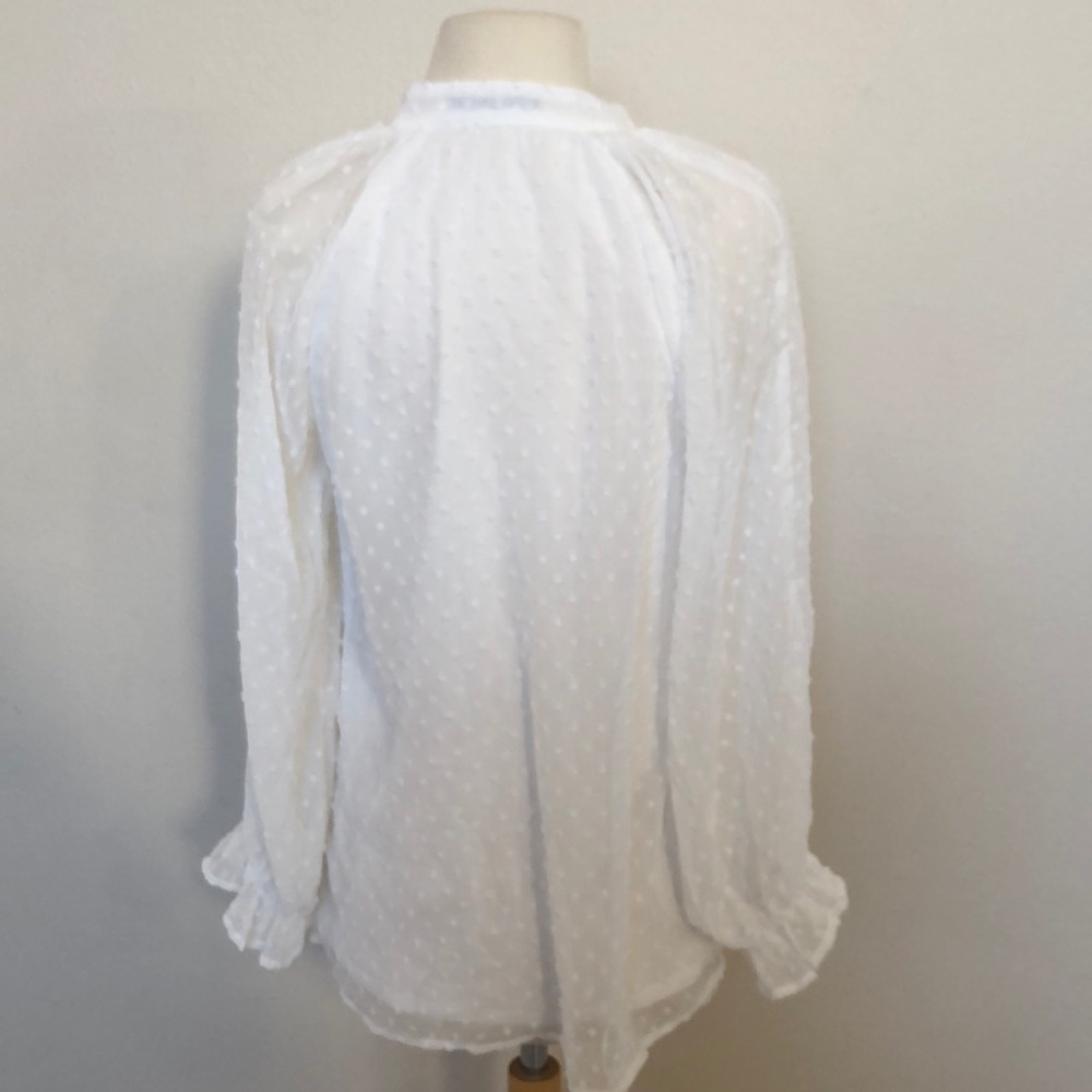 Tops - Picture 2 of 4